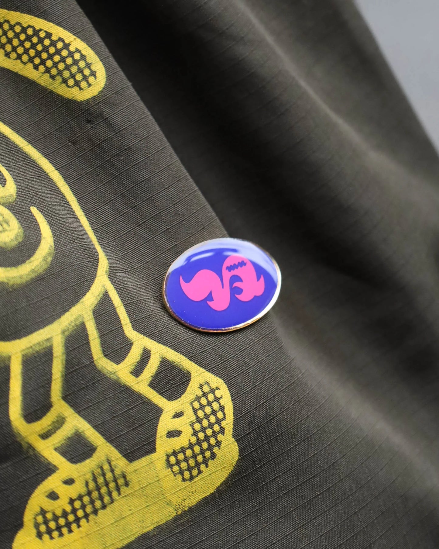 カナロゴ Pins