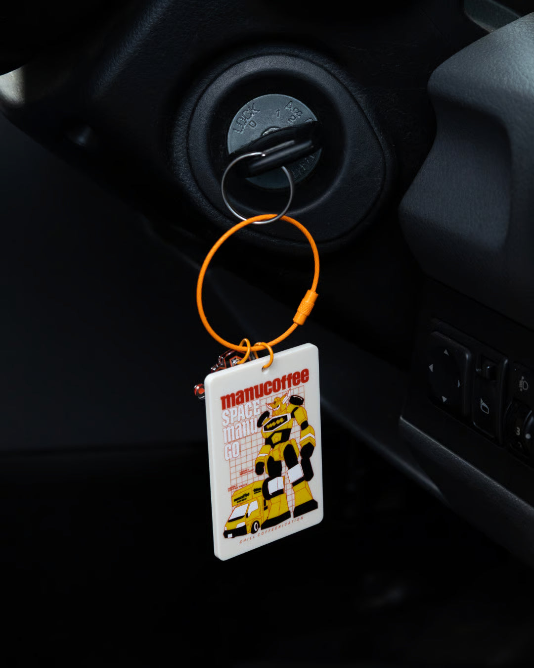 "SPACE MANU GO" Acrylic Key Holder